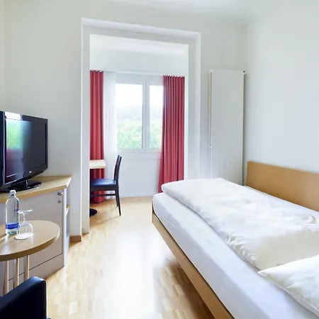 Swiss Star Irchel - Self Check-in Zúrich