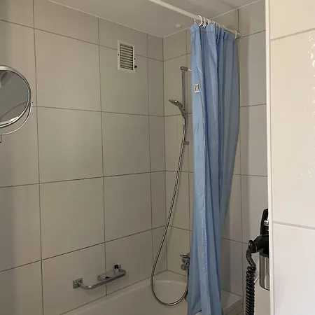 Swiss Star Irchel - Self Check-in * Zurych