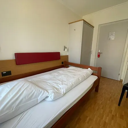 Swiss Star Irchel - Self Check-in