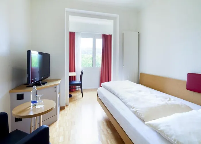 Swiss Star Irchel - Self Check-in Zürich