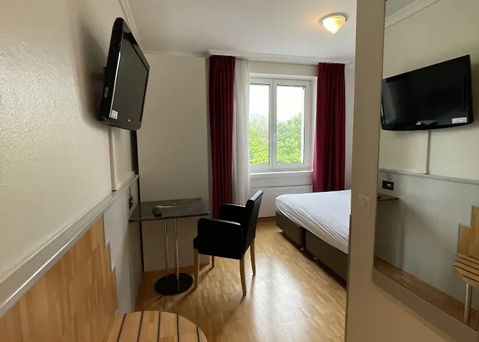 Διαμέρισμα Swiss Star Irchel - Self Check-in Ζυρίχη